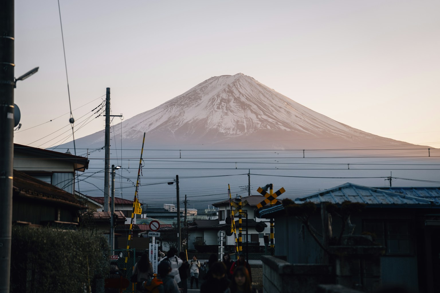 A Peaceful Family Stay Above the City: Hilltop Resort Fukuoka with Children (Photo by Peter Thomas on Unsplash)