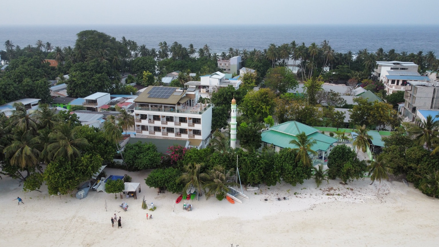 Cheap Family Stays in Okinawa That Don't Feel Cheap (2026 Guide) (Photo by SkiExpeditions.org NieveTotal.com on Unsplash)